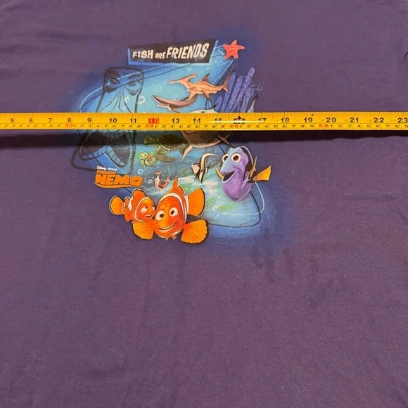 Disney Store Disney Pixar Finding Nemo Fish and Friends Adult T-shirt - Blue - Picture 6 of 7
